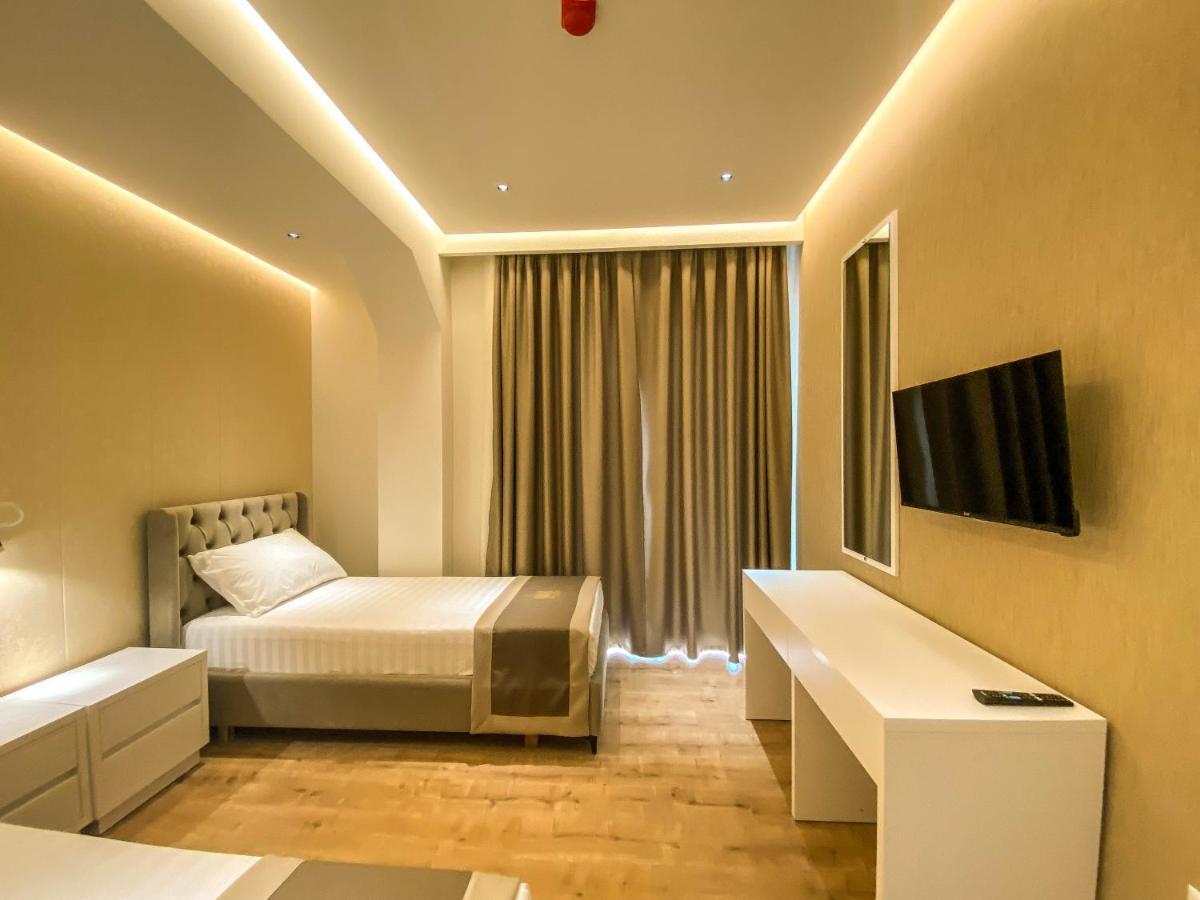 Red Hill Hotel Tirana Exterior photo