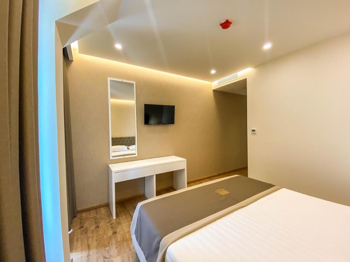 Red Hill Hotel Tirana Exterior photo