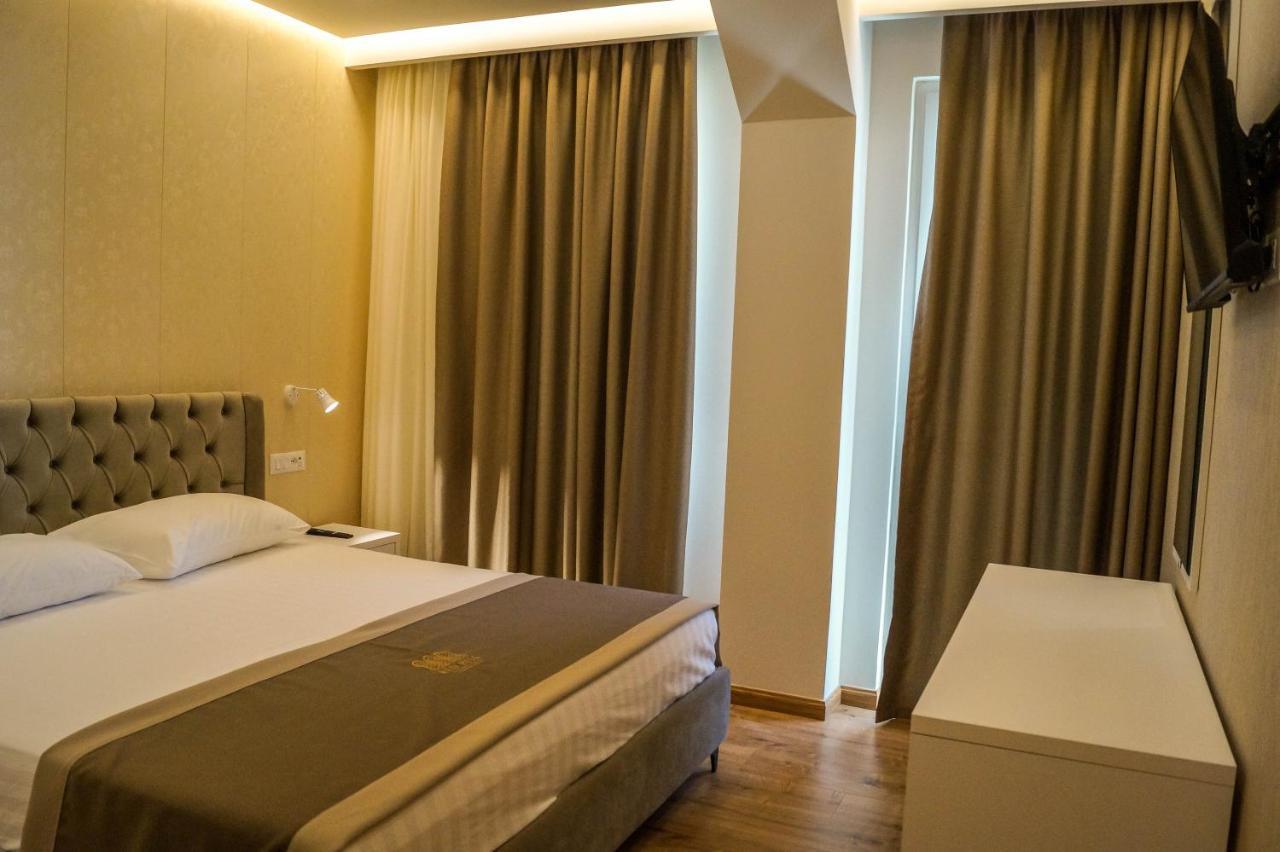 Red Hill Hotel Tirana Exterior photo