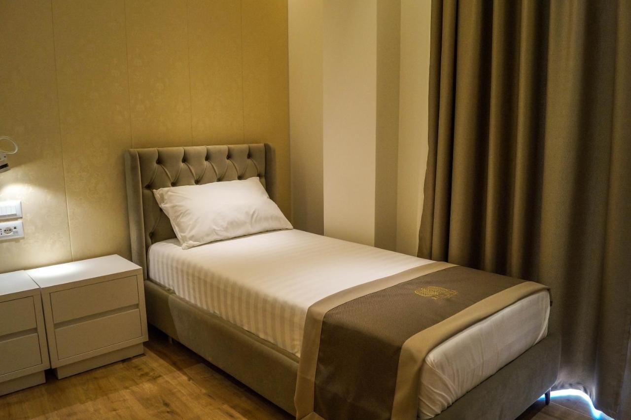 Red Hill Hotel Tirana Exterior photo